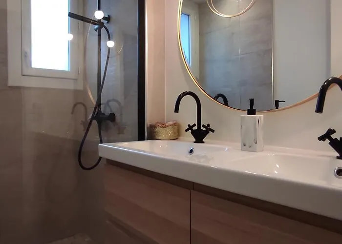 Moderne Renove Centre Ville, Parking Prive Апартаменты